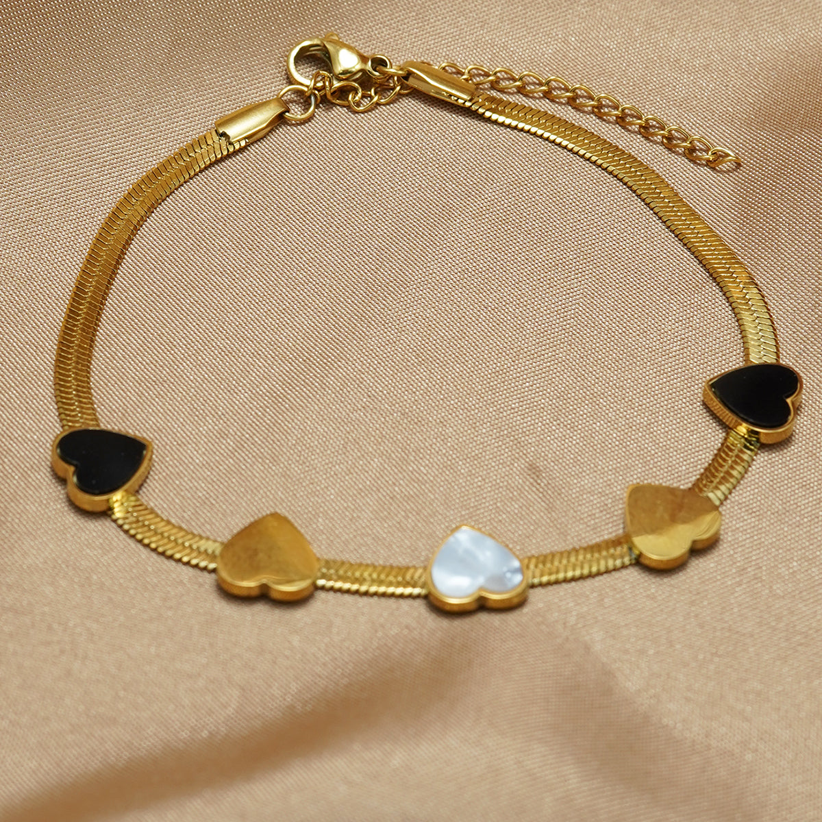 Golden Hearts Necklace & Bracelet Set – Valentine Gift Edition