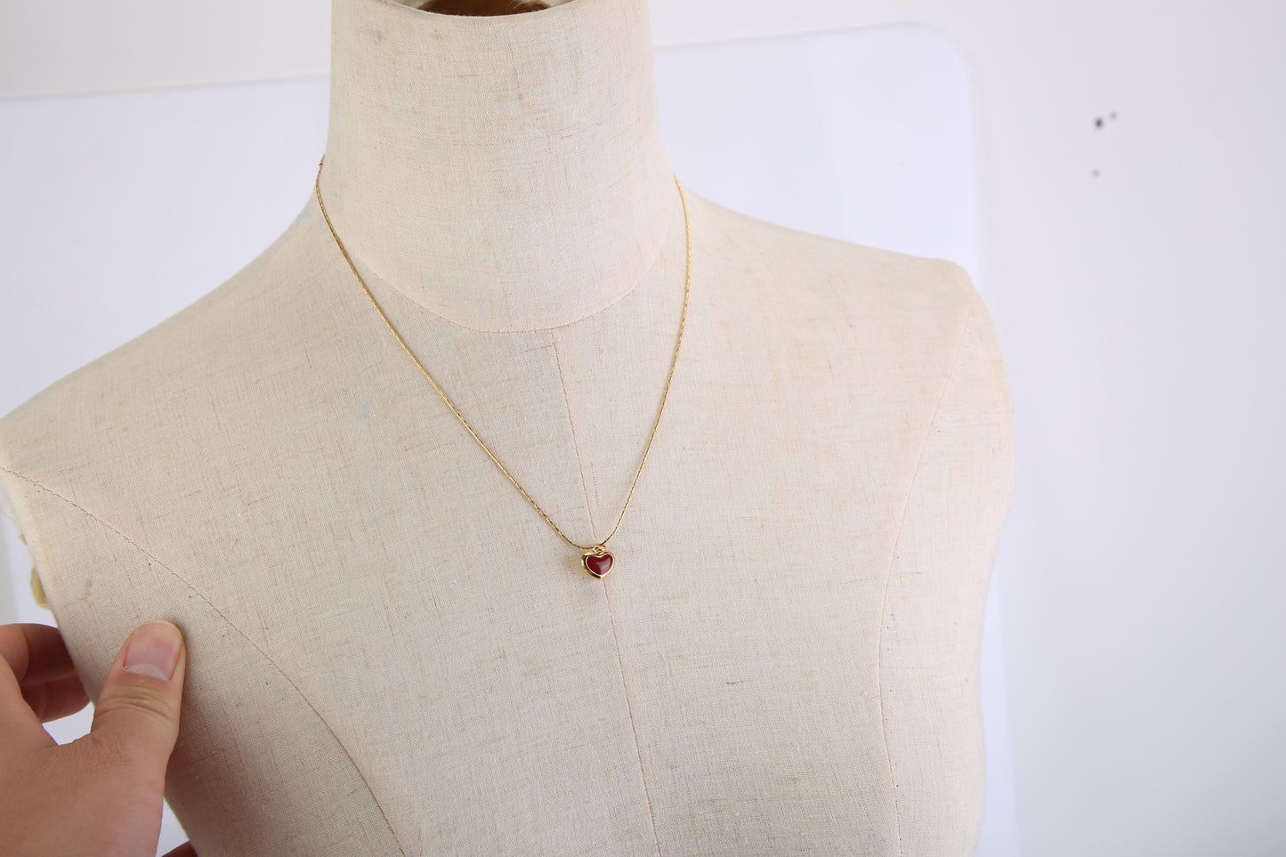 Eternal Rose Heart Necklace – Premium Valentine Gift Box